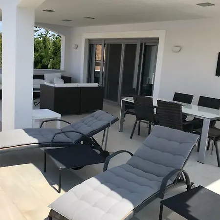 Apartamento Luxurious Villa-apartment In Kosta *